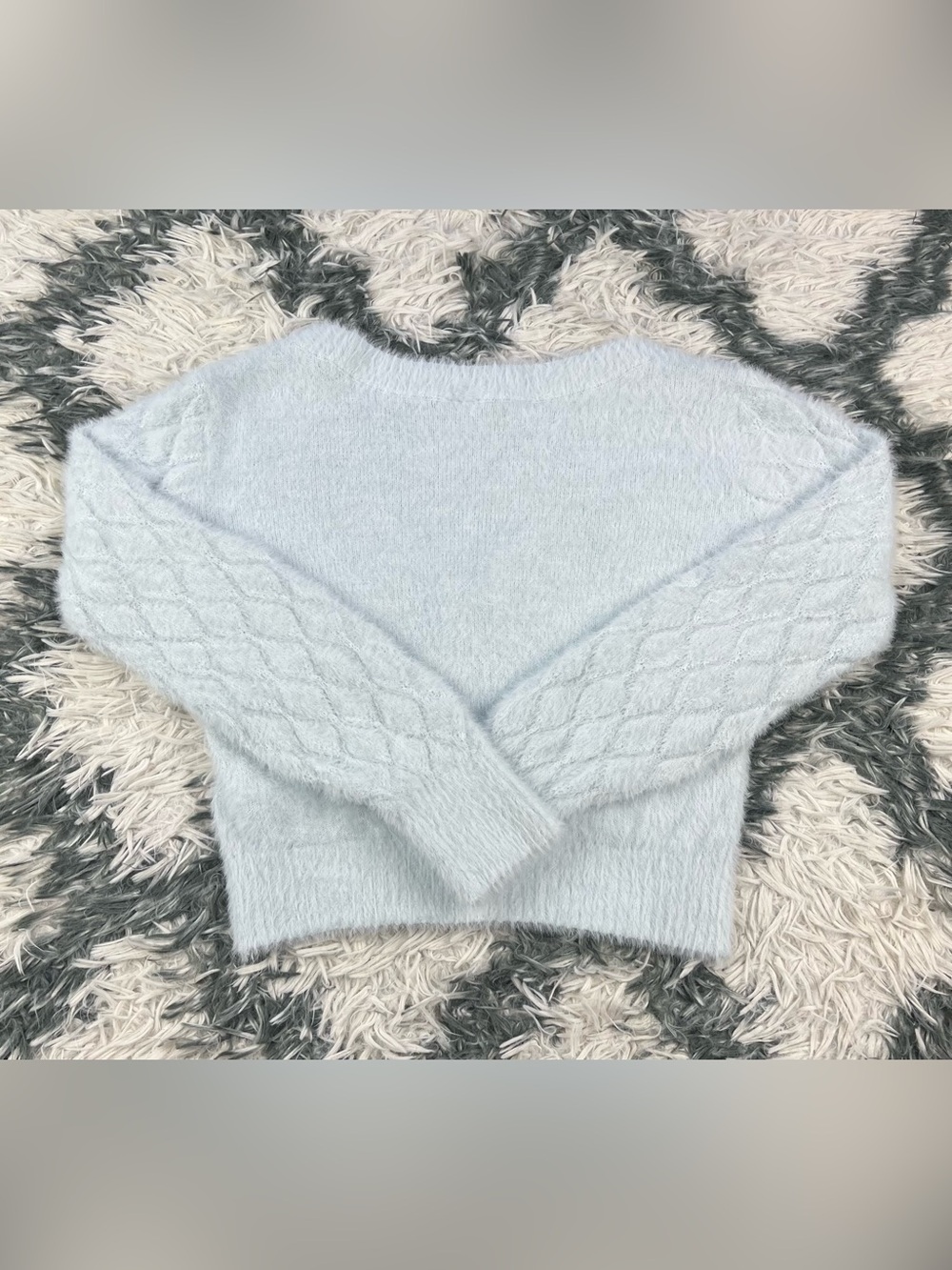 Abercrombie Kids Girls Light Blue Fluffy Long Sleeve Sweatshirt Size 11/12 - Picture 9 of 11